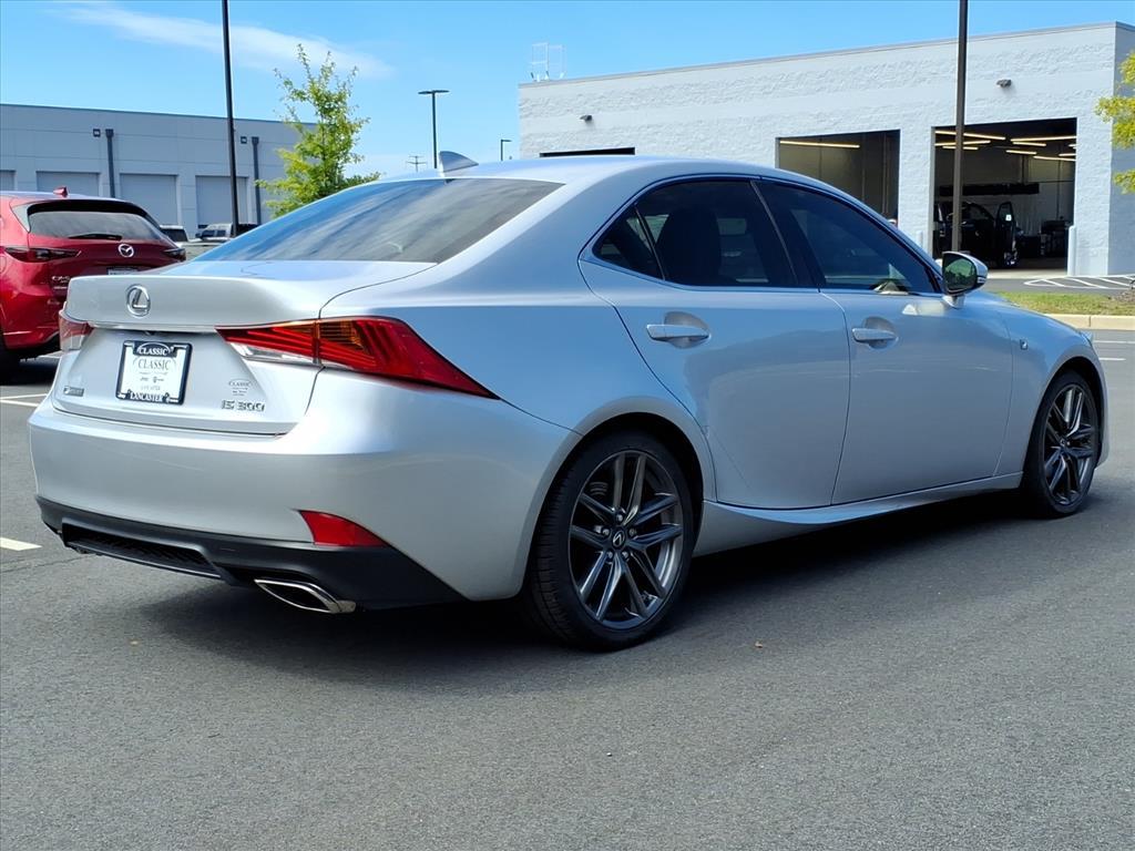 2018 Lexus IS 300 F SPORT photo 23