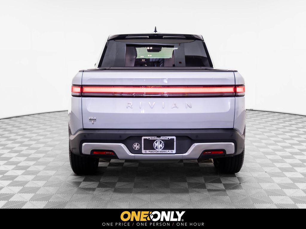 2024 Rivian R1T Adventure photo 4