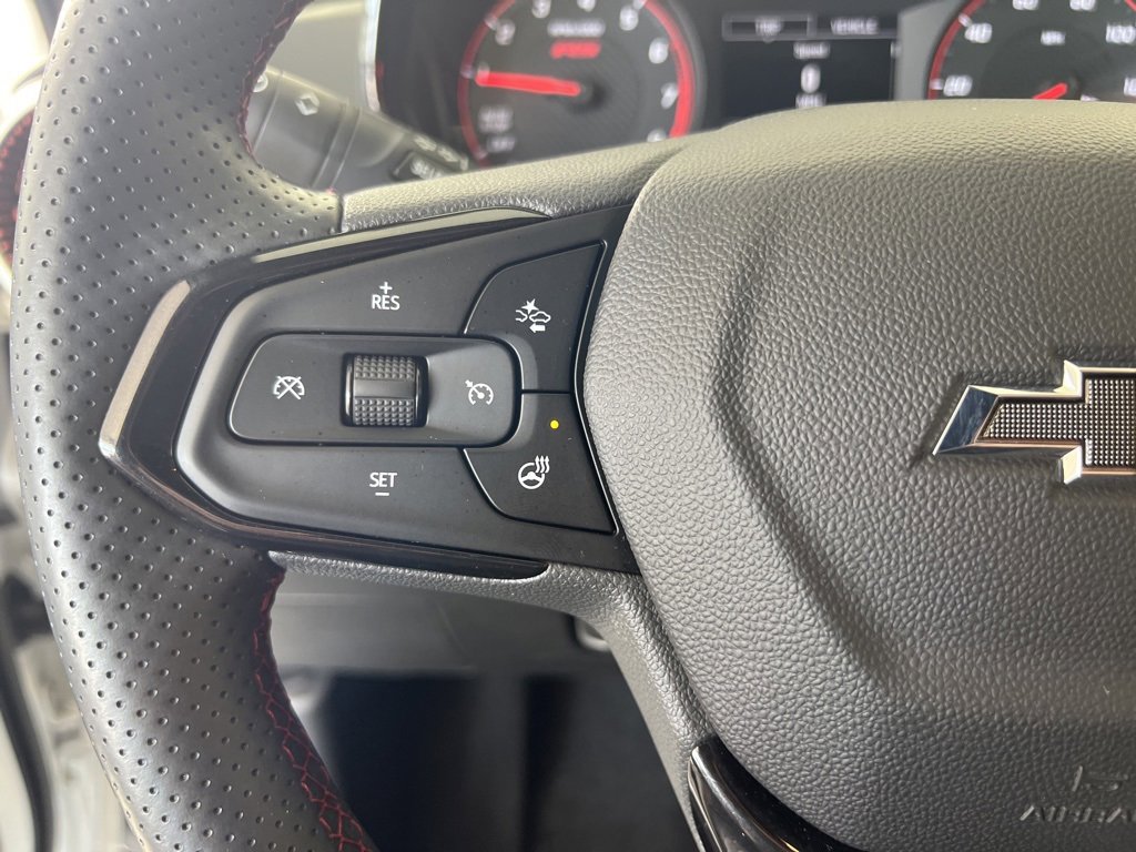 2025 Chevrolet Trax photo 7