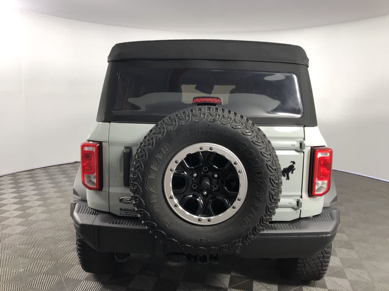 2022 Ford Bronco Black Diamond photo 7