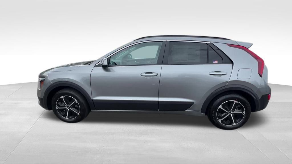 2025 Kia Niro EX Touring photo 2