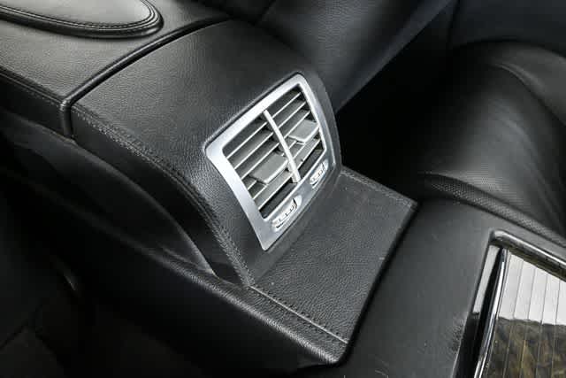 2010 Mercedes Benz CL 550 4MATIC photo 19