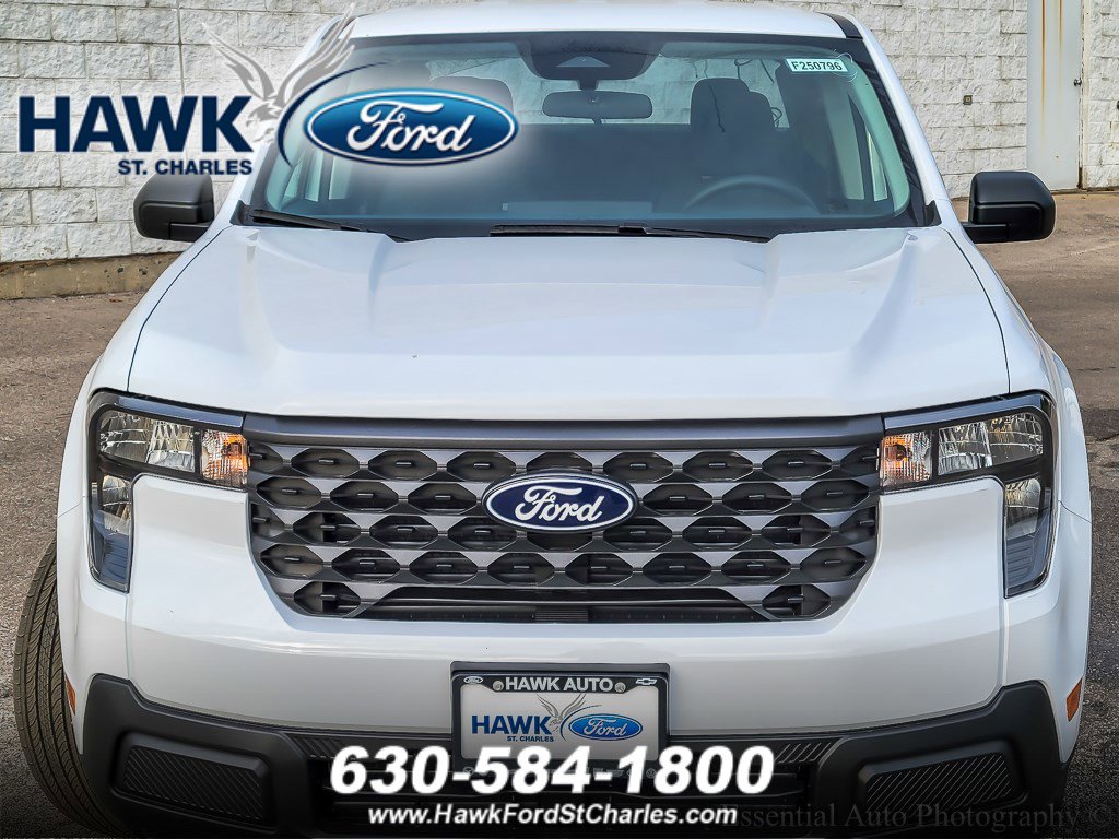 2025 Ford Maverick XL photo 2