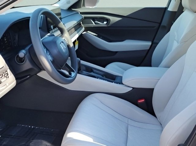 2025 Honda Accord SE photo 8