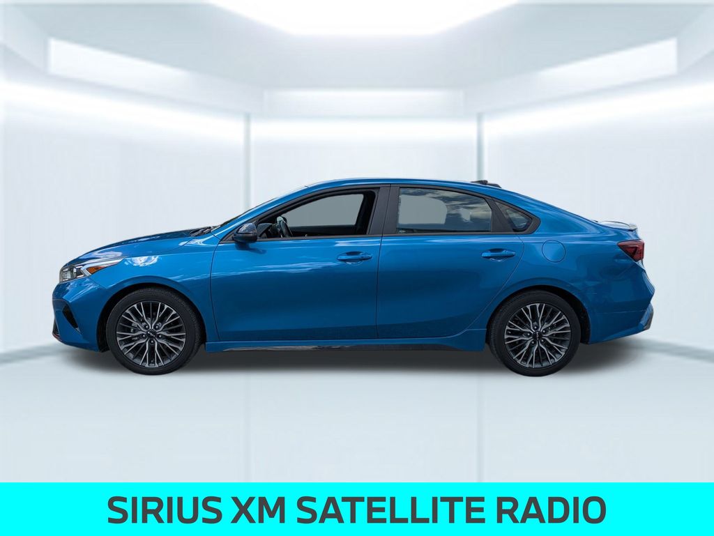 2023 Kia Forte GT-Line photo 2