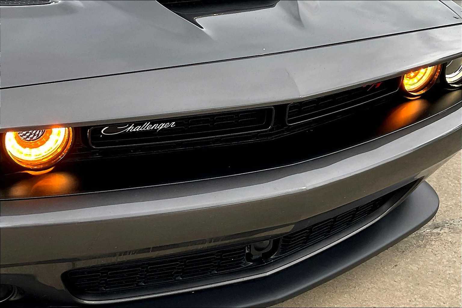 2021 Dodge Challenger R/T Scat Pack photo 28