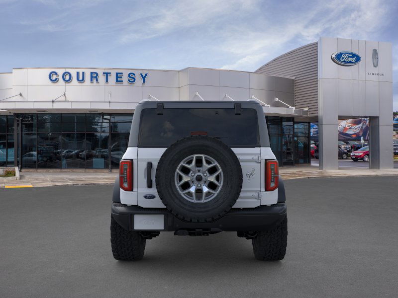 2025 Ford Bronco Badlands photo 3