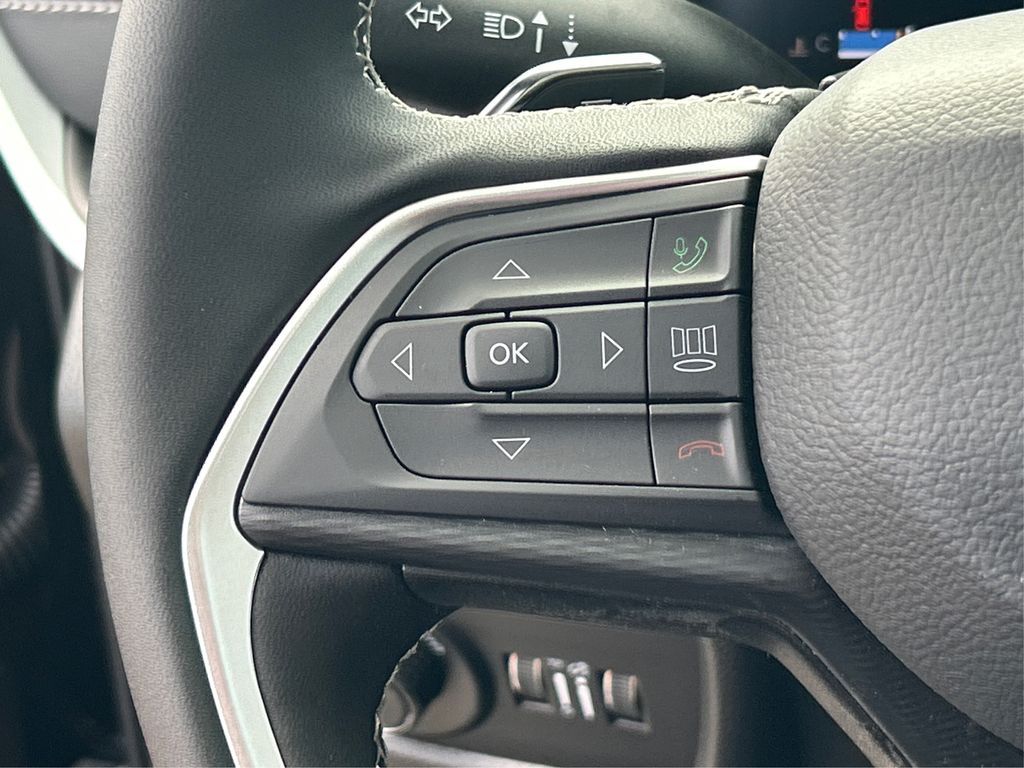 2025 Jeep Grand Cherokee Laredo X photo 28