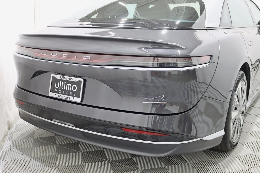 2025 Lucid Air Touring photo 12