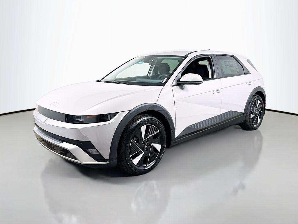 2025 Hyundai Ioniq 5 SE photo 3