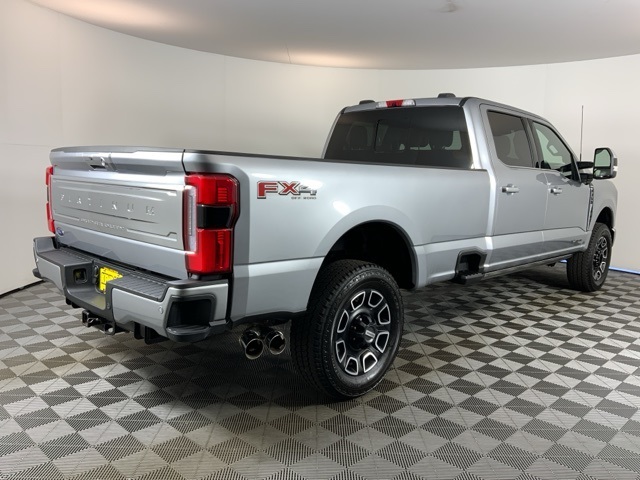 2024 Ford F-350 photo 4