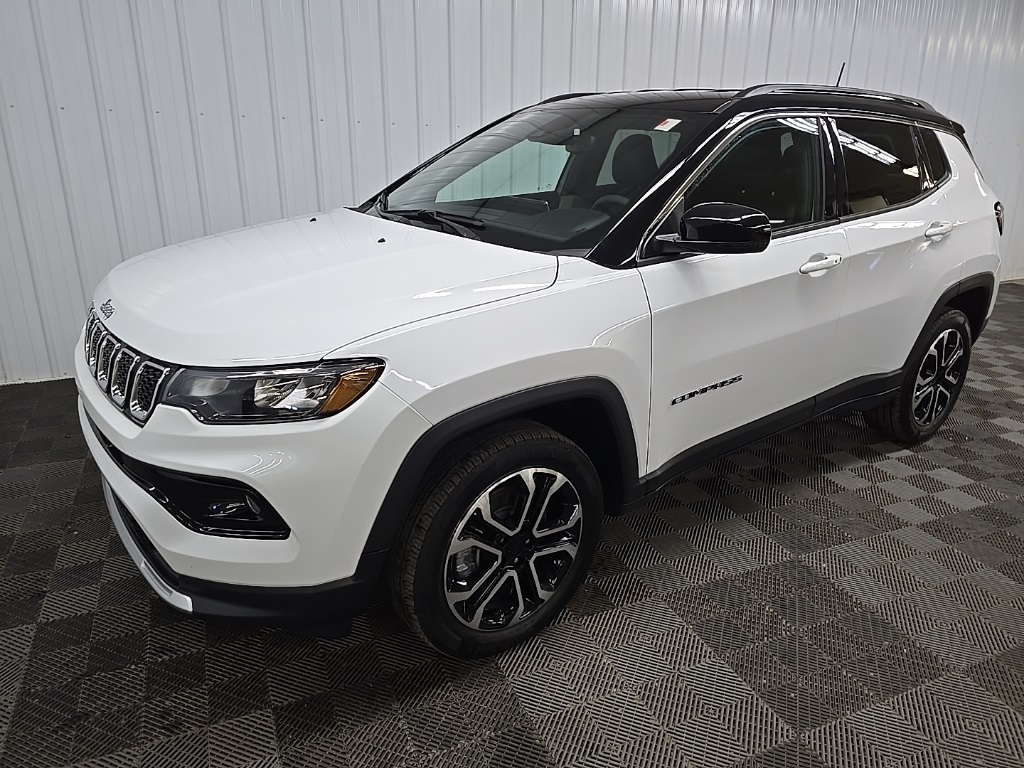 2023 Jeep Compass Limited photo 8