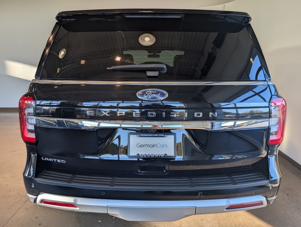2024 Ford Expedition Limited photo 4