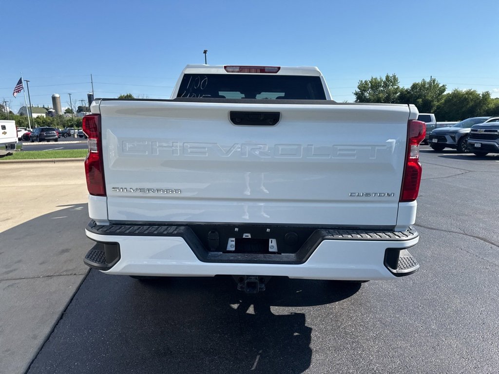 2026 Chevrolet Silverado 1500 Custom photo 6
