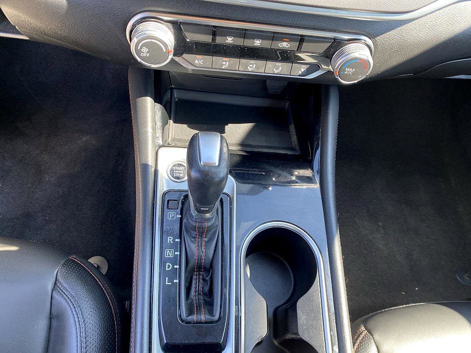 2024 Nissan Altima 2.5 SR photo 11