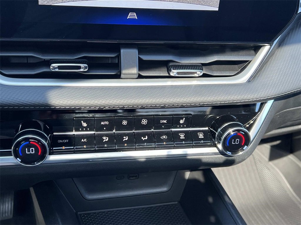 2026 Chevrolet Equinox LT photo 15