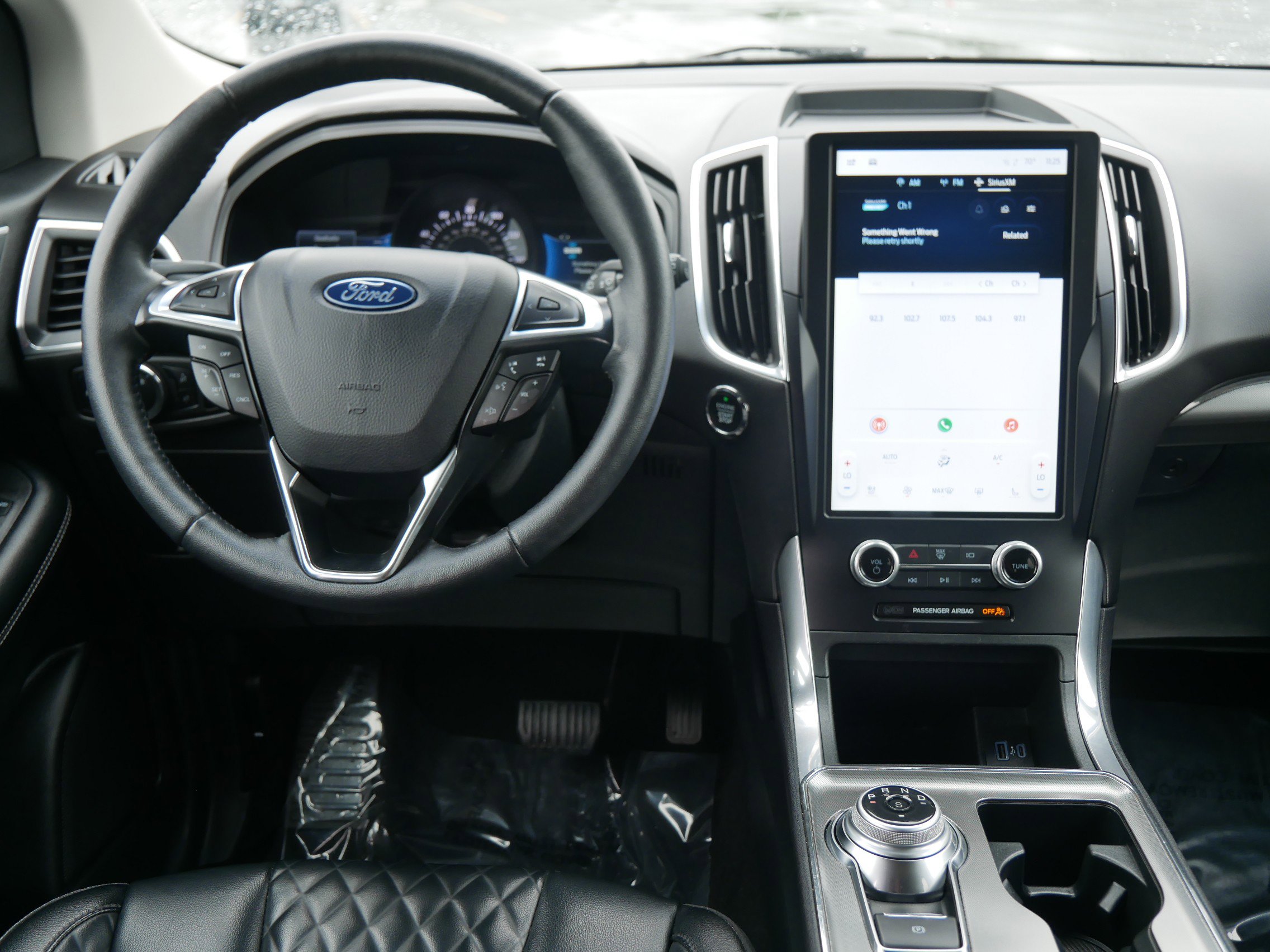 2024 Ford Edge Titanium photo 15