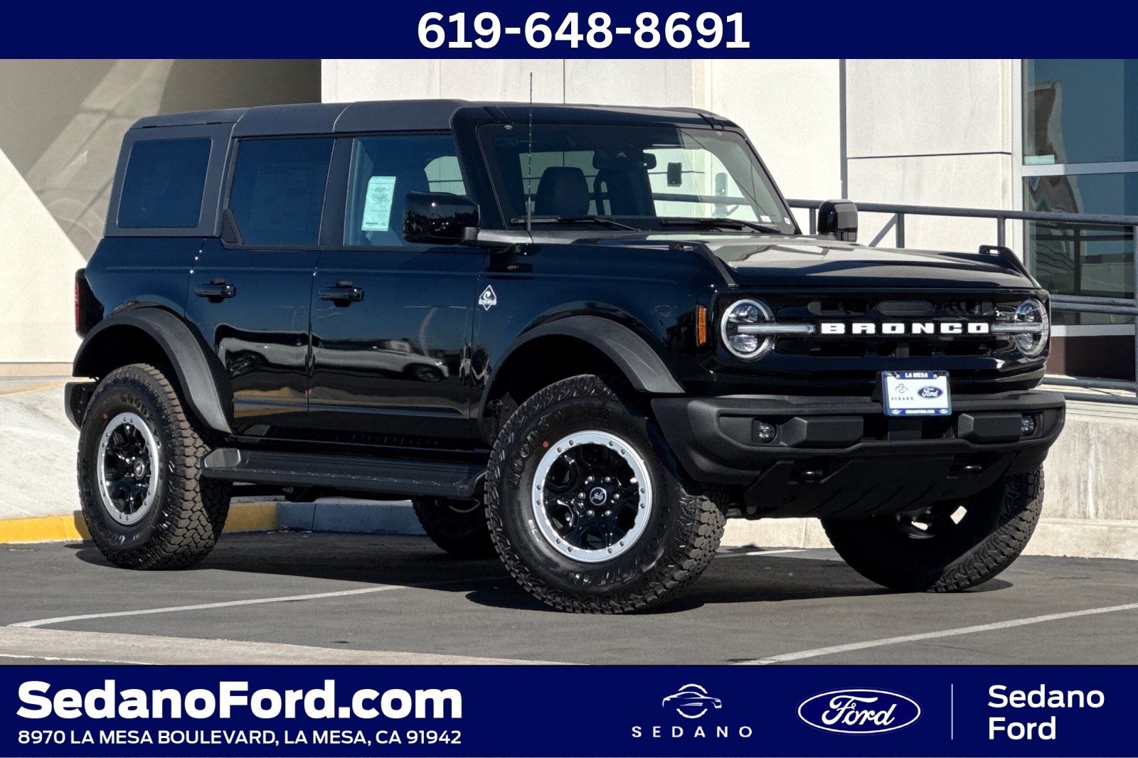 2025 Ford Bronco 4-Door Outer Banks's photo