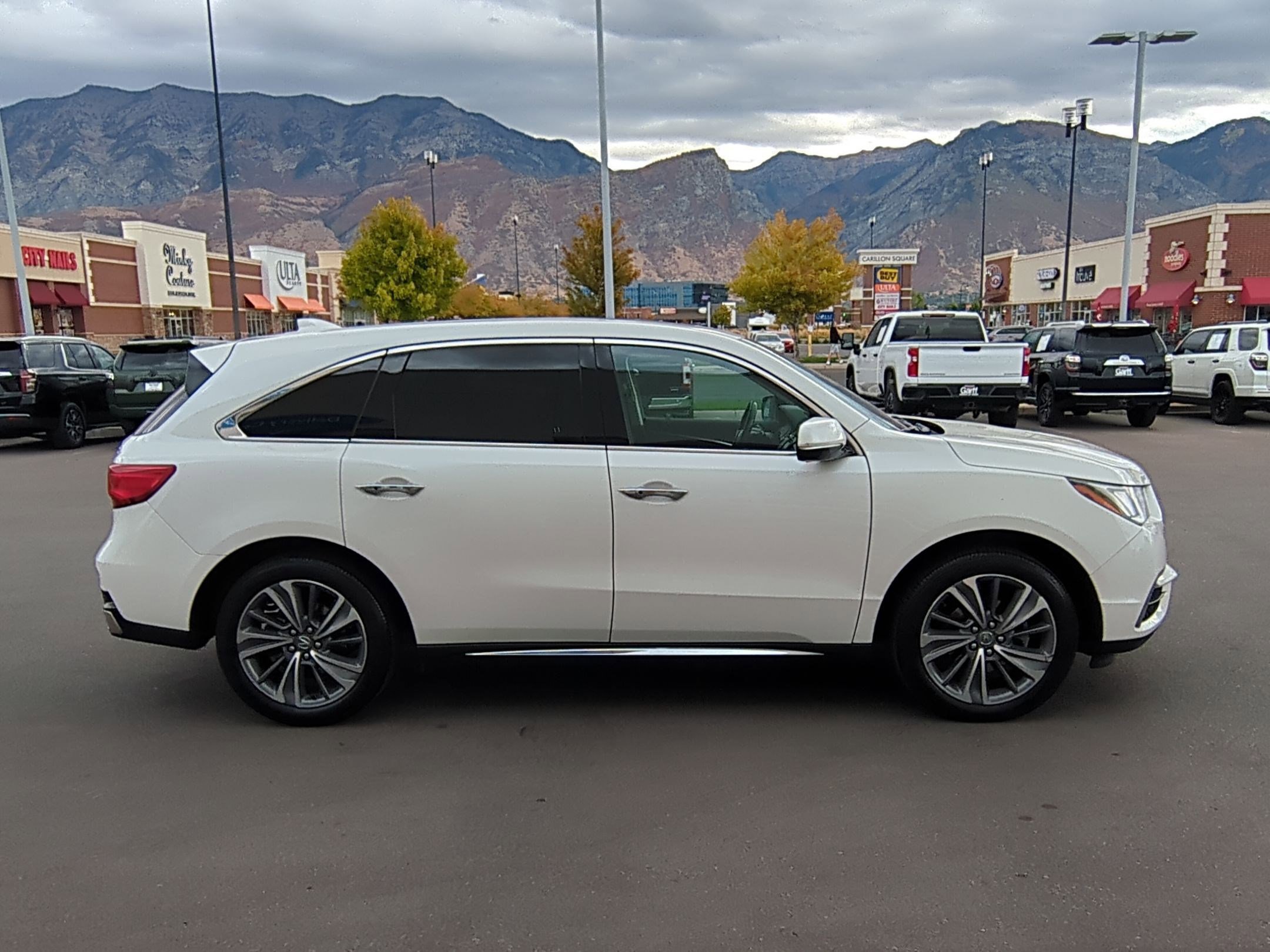 2018 Acura MDX SH-AWD Technology photo 2