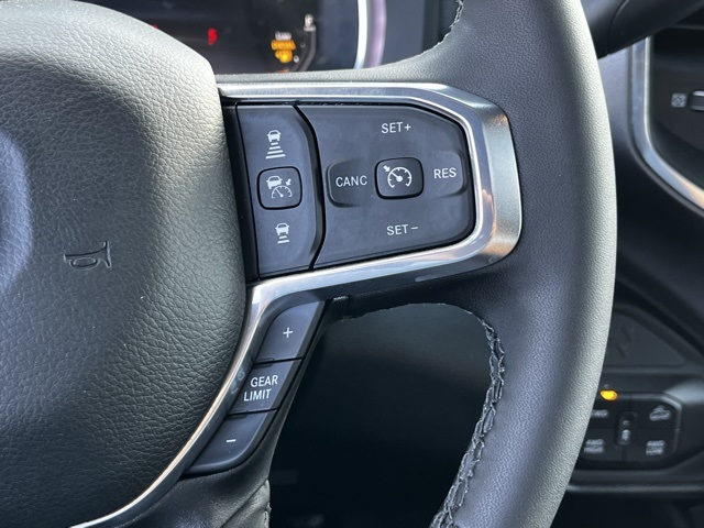 2025 Ram 2500 Laramie photo 21