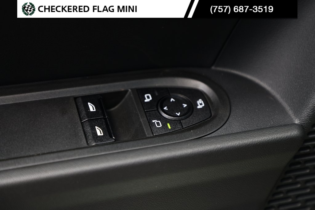 2025 Mini Cooper S Iconic photo 19