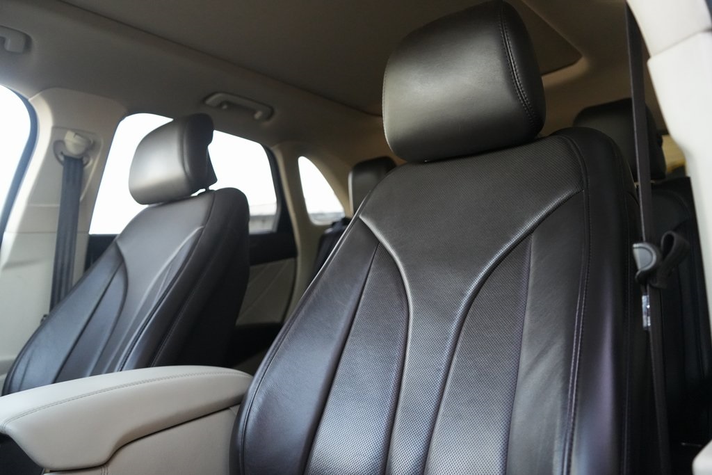 2016 Lincoln MKC Reserve photo 11