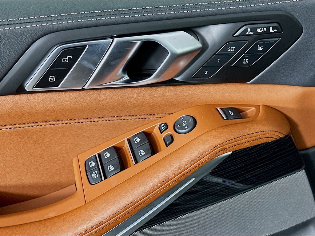 2026 Bmw X7 M60i photo 20