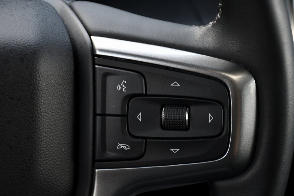2023 Chevrolet Suburban Z71 photo 16