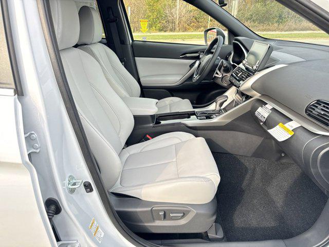 2024 Mitsubishi Eclipse Cross SEL photo 19