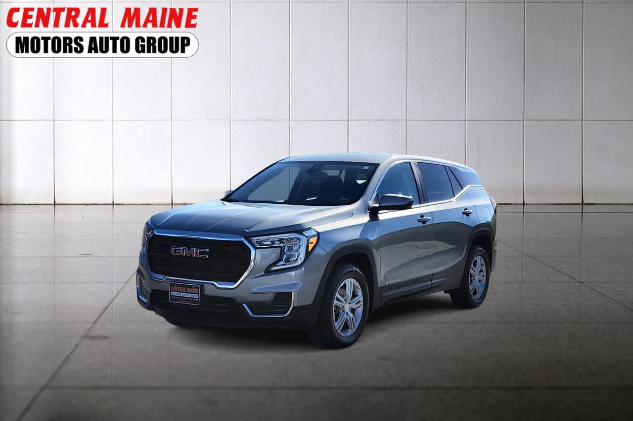 2024 GMC Terrain SLE's photo