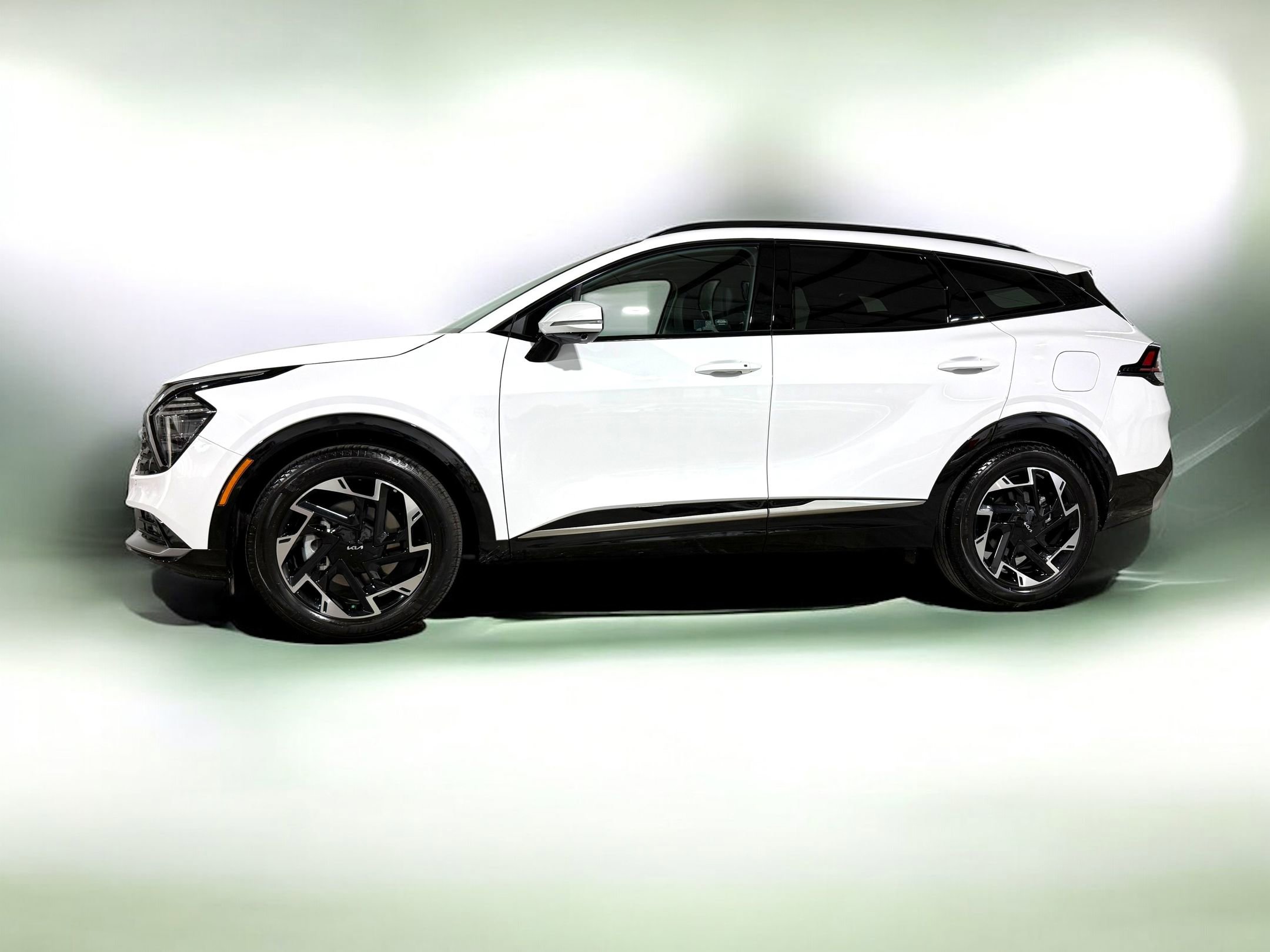 2025 Kia Sportage photo 2
