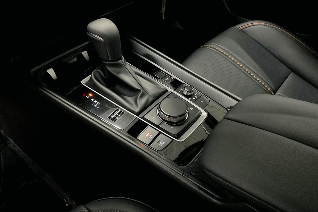 2025 MAZDA CX-50 - Image 6