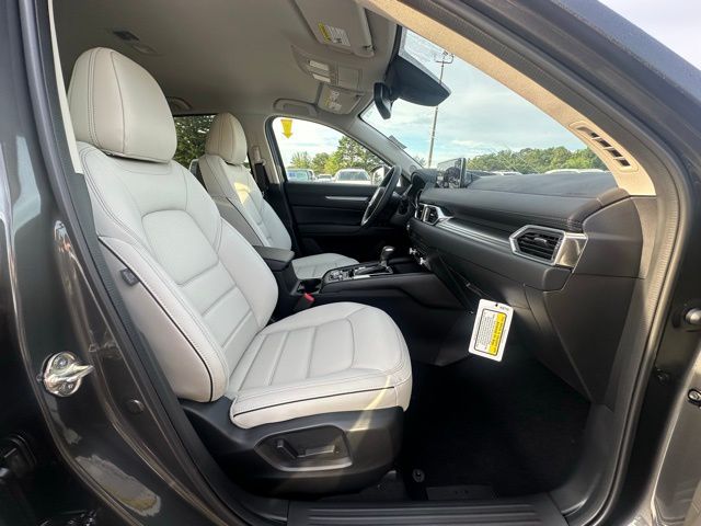 2025 Mazda CX-5 2.5 S Preferred photo 27