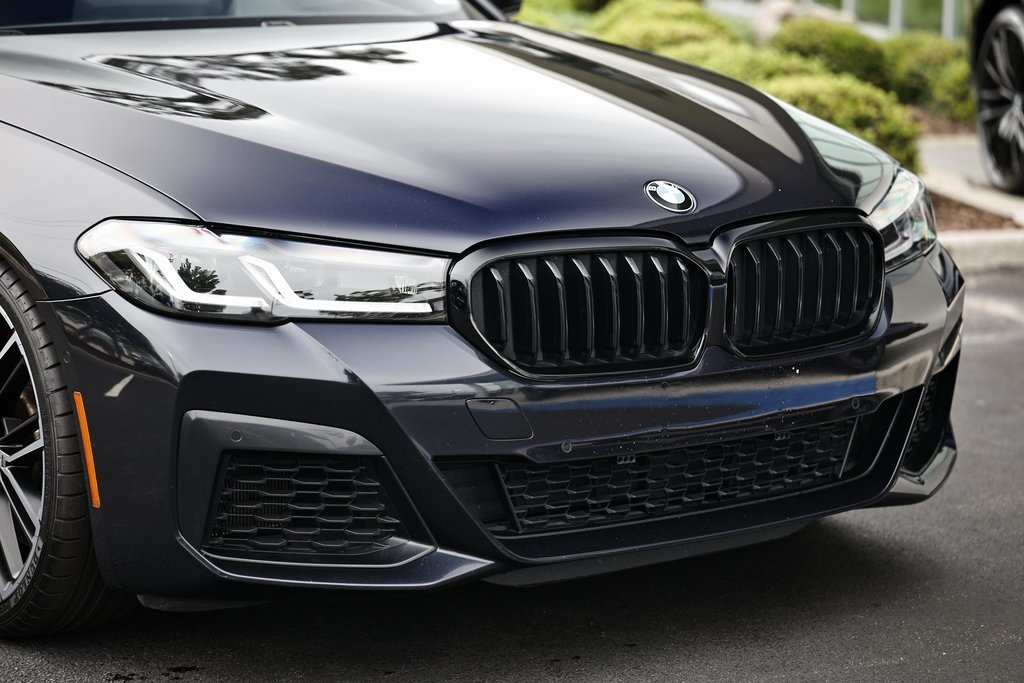 2023 Bmw M550i xDrive photo 2