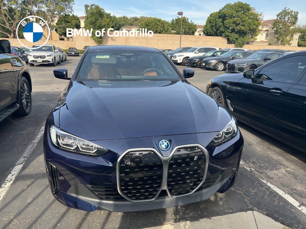 2023 BMW i4 35's photo