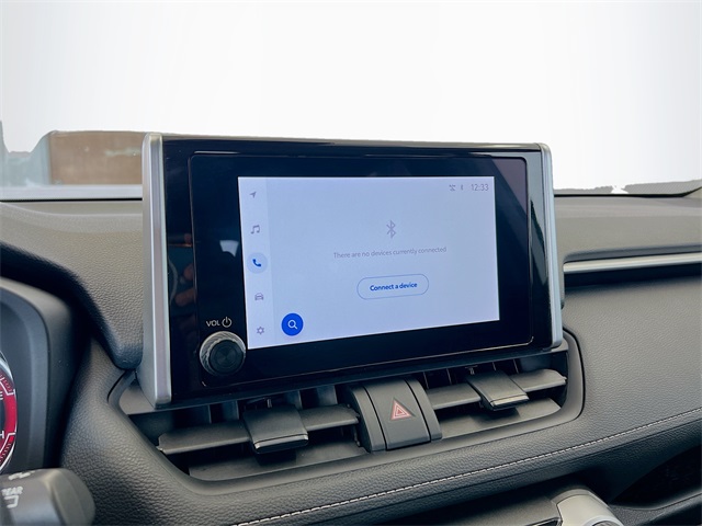 2024 Toyota RAV4 XLE photo 6