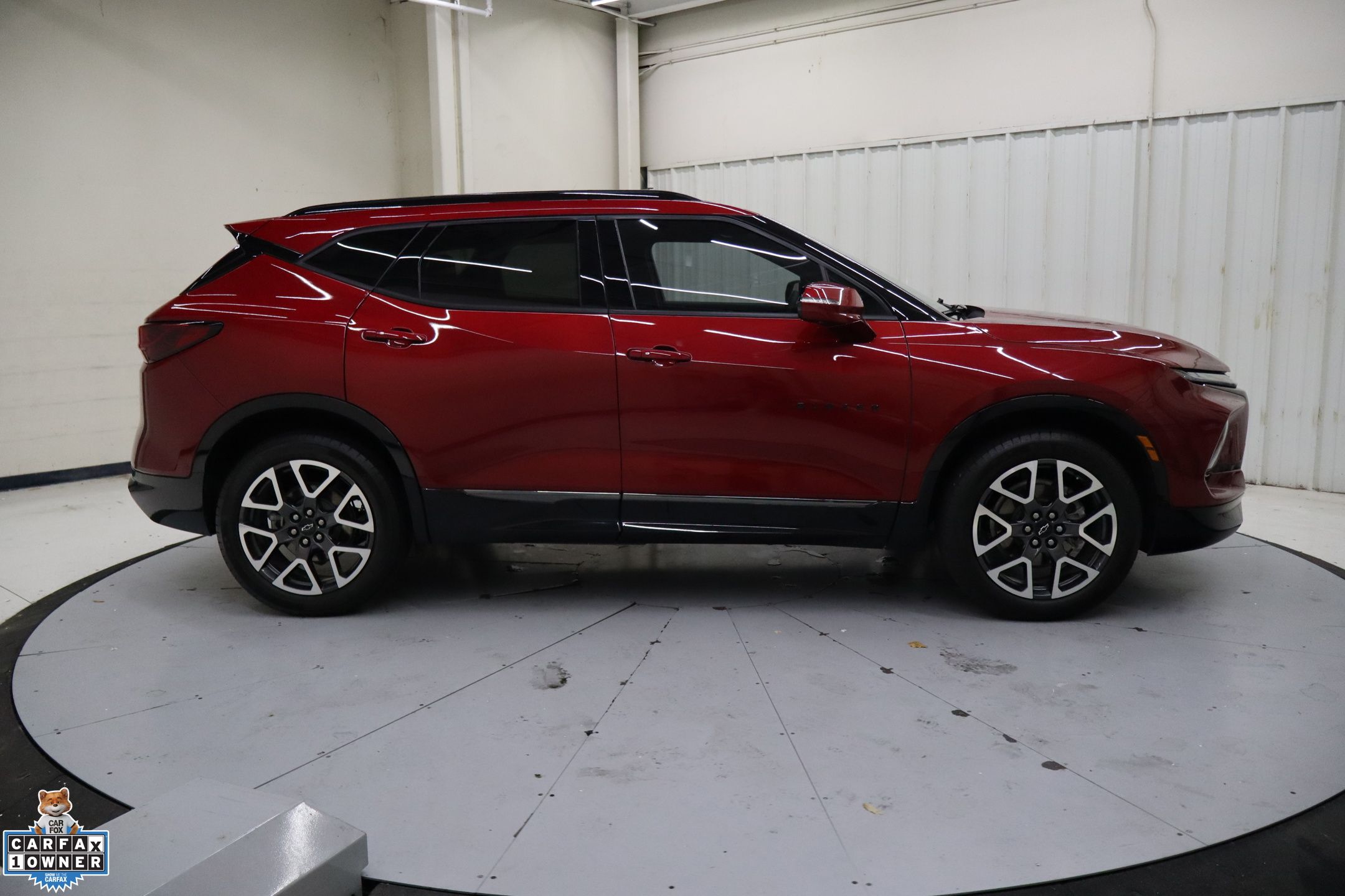 2023 Chevrolet Blazer RS photo 2