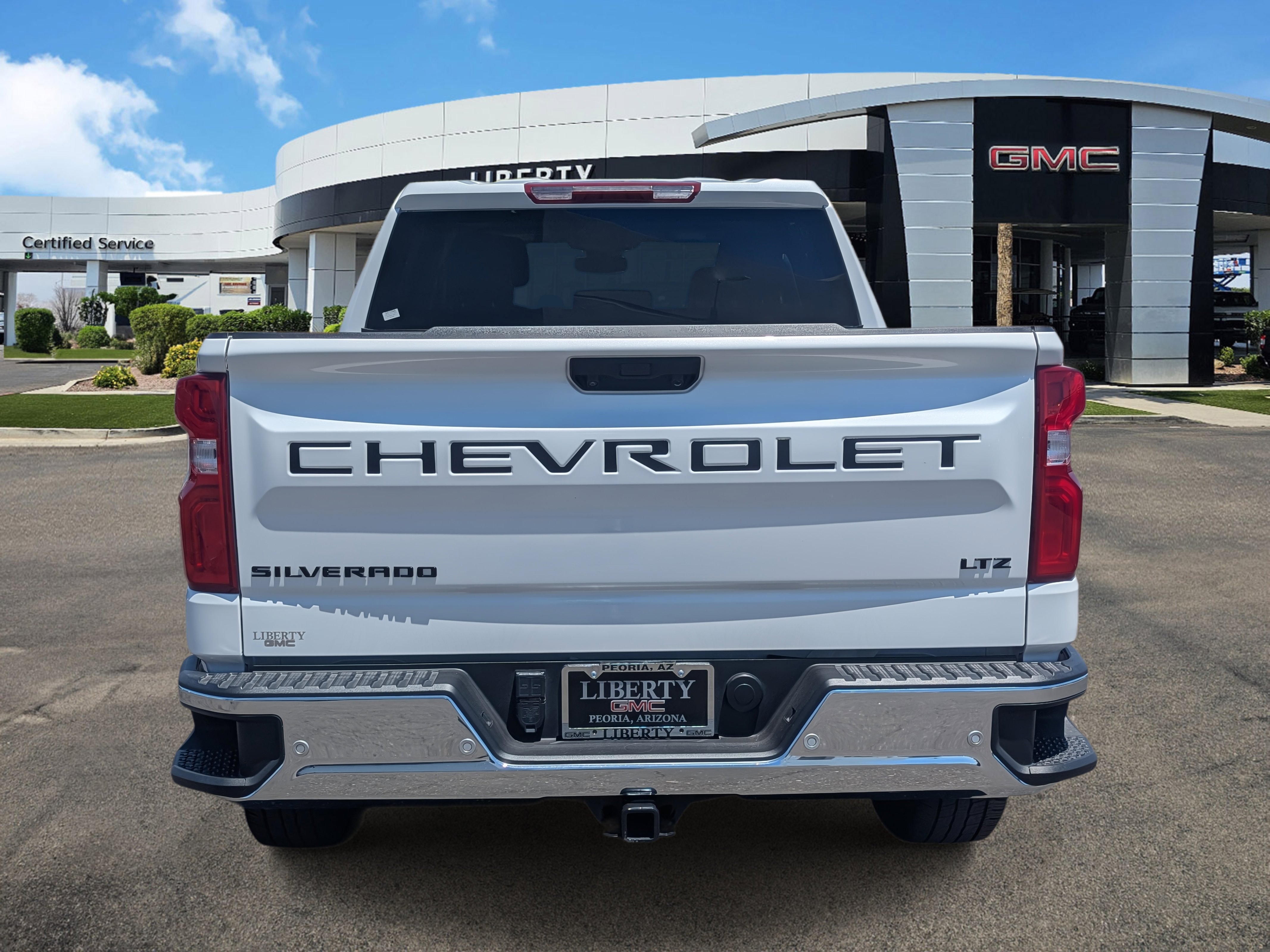 2024 Chevrolet Silverado 1500 LTZ photo 8