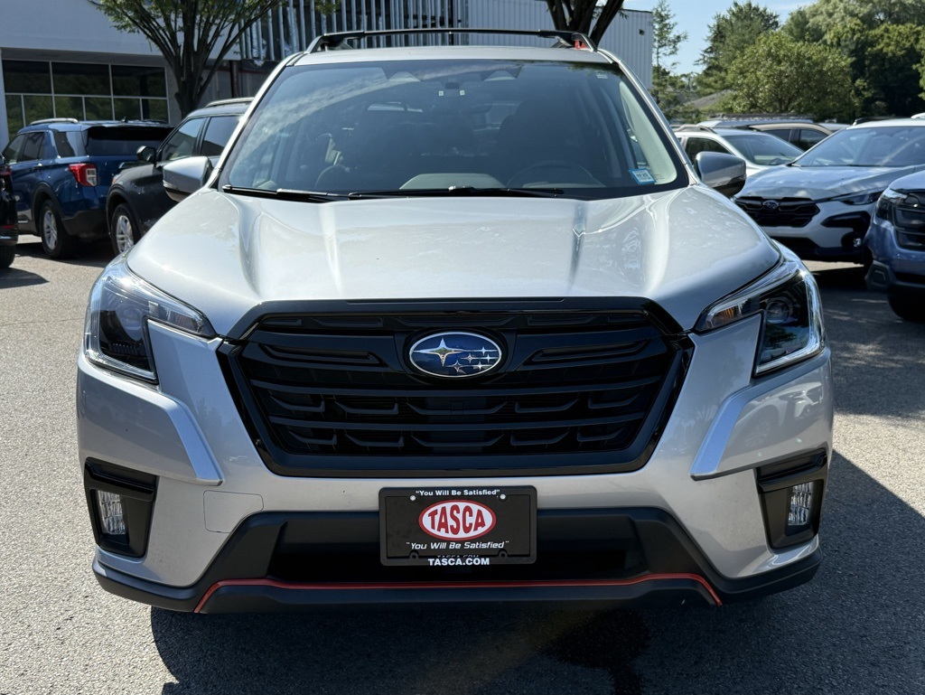 2022 Subaru Forester Sport photo 2
