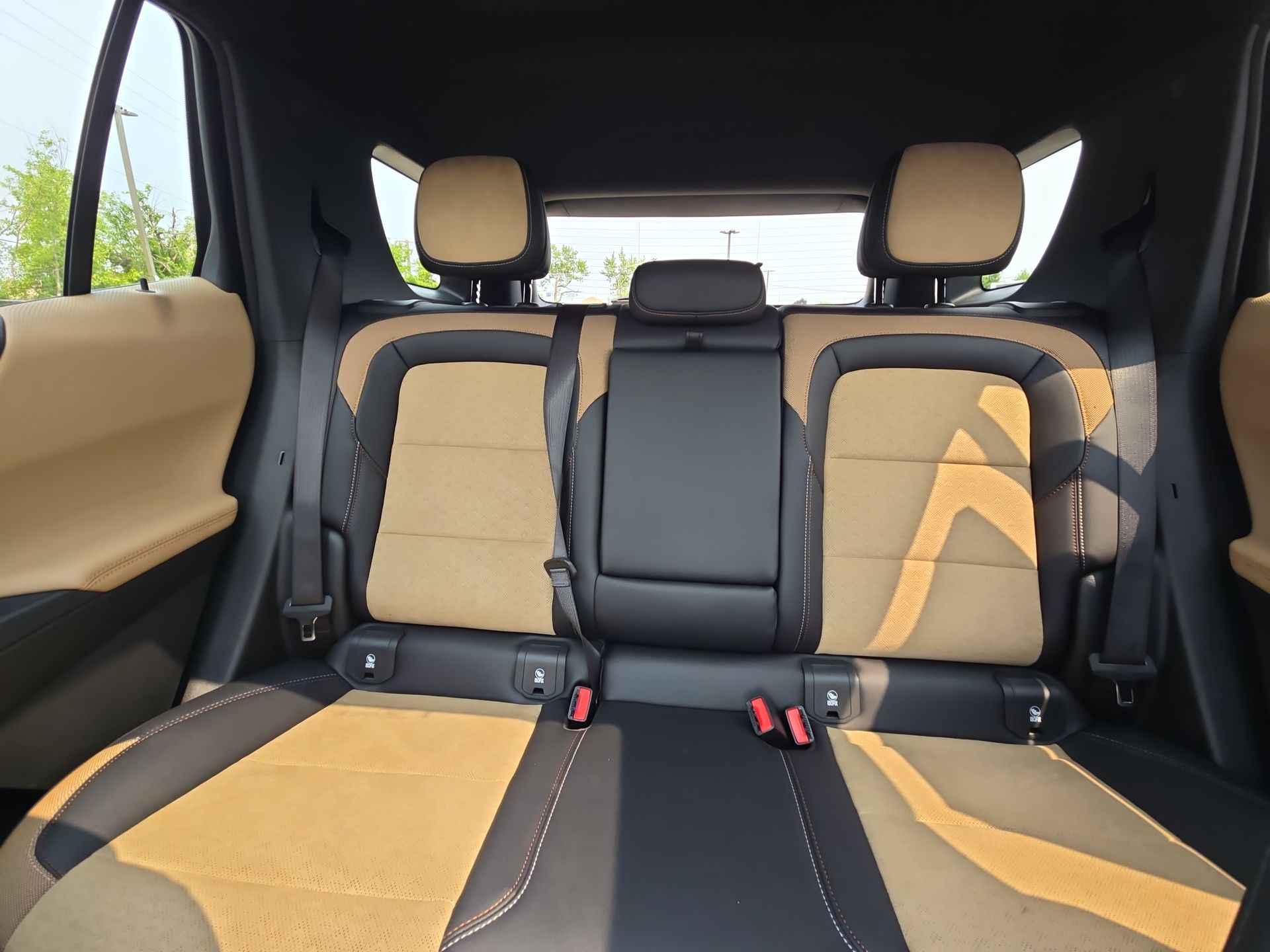 2026 Chevrolet Equinox ACTIV photo 12