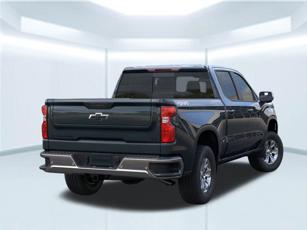 2025 Chevrolet Silverado 1500 LT photo 4