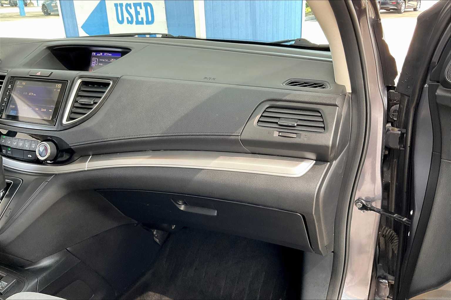 2016 Honda CR-V EX photo 17