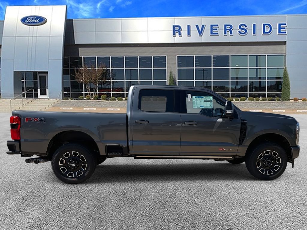 2026 Ford F-250 photo 3
