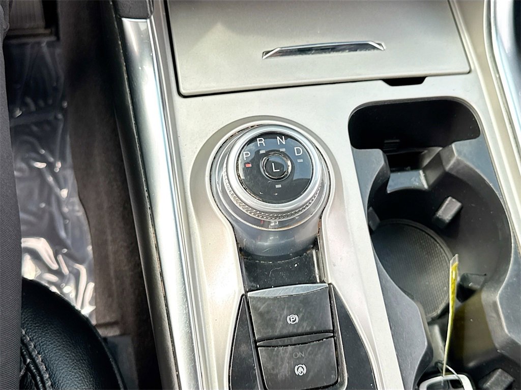2022 Ford Explorer Limited photo 17