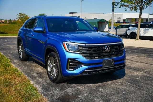 2024 Volkswagen Atlas Cross Sport SEL R-Line photo 46