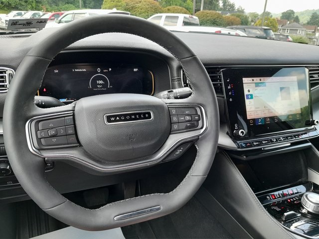 2024 Jeep Wagoneer Series II photo 6