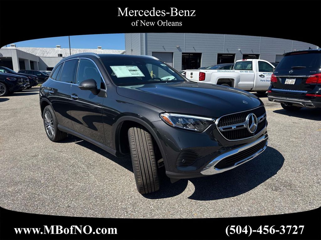 2026 Mercedes-Benz GLC Base's photo