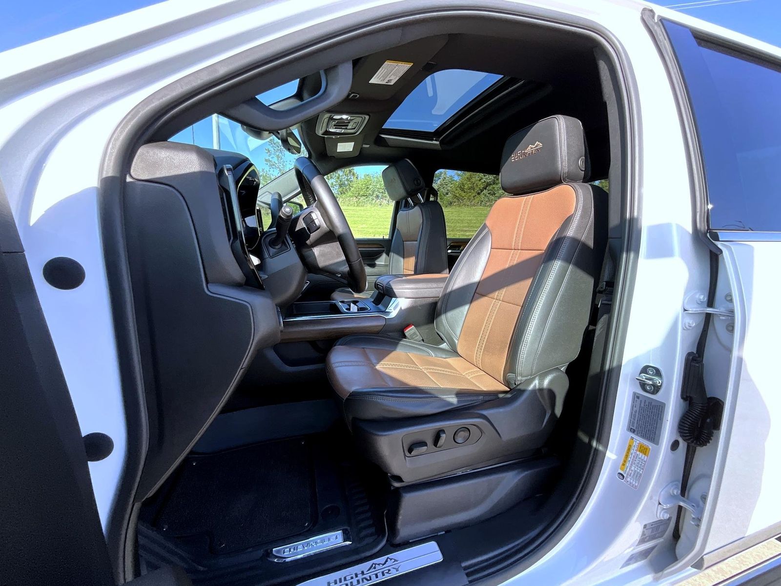 2024 Chevrolet Silverado 3500HD High Country photo 11