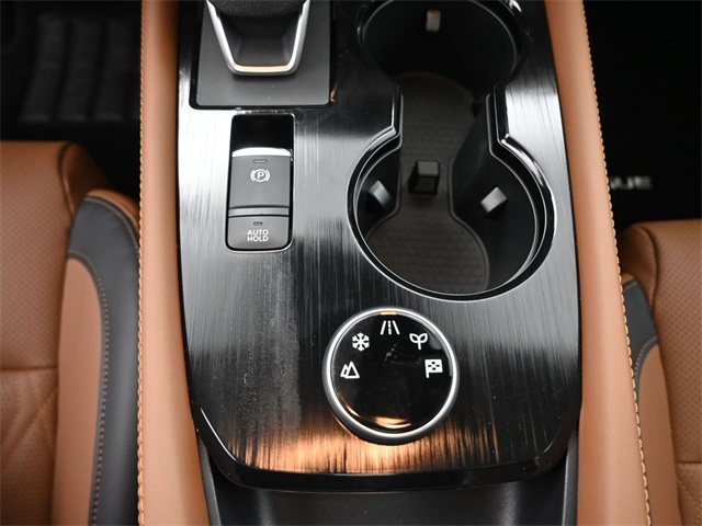 2026 Nissan Rogue Platinum photo 4