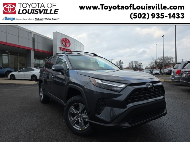 2025 Toyota RAV4 XLE's photo